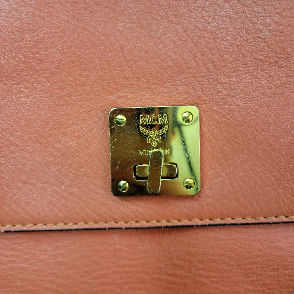 MCM Coral Leather Handbag - Picture 8 of 16